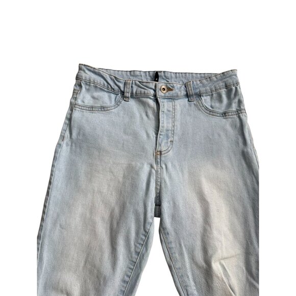 CALZEDONIA Distressed Lace Patch Light Wash Jeans Size Medium - Picture 6 of 9